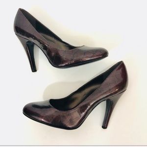 Jessica Simpson burgundy heels